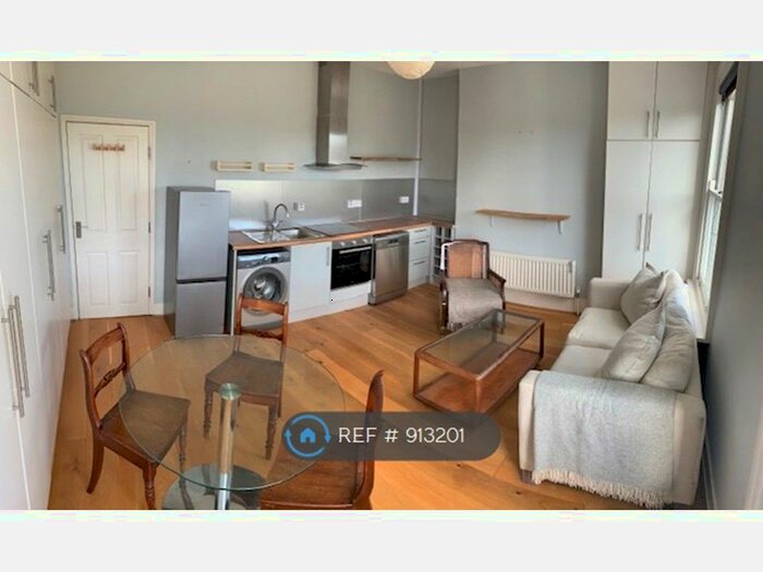 2 Bedroom Flat To Rent In Mildmay Grove North, London, N1