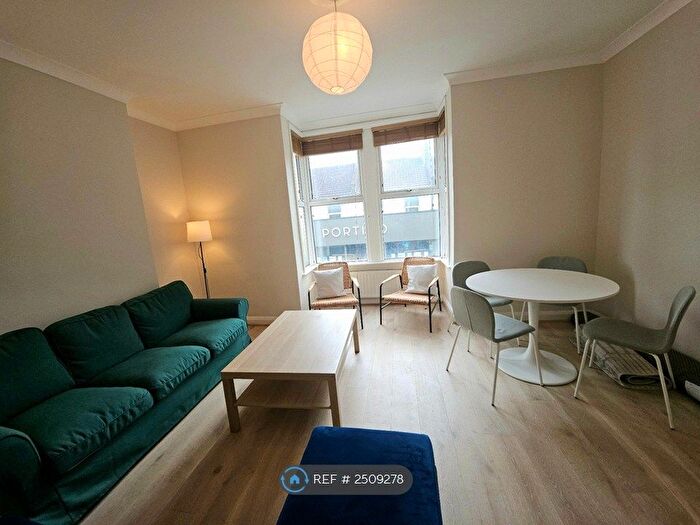 1 Bedroom Flat To Rent In Tower Mews, London, E17