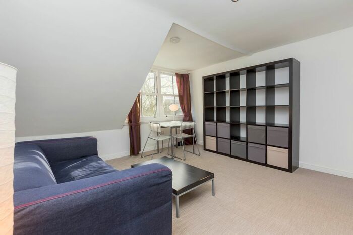 1 Bedroom Flat To Rent In Newington Green, London, N1