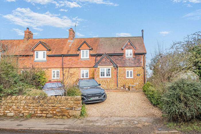 4 Bedroom Cottage For Sale In Main Street, Hanwell Banbury, OX17