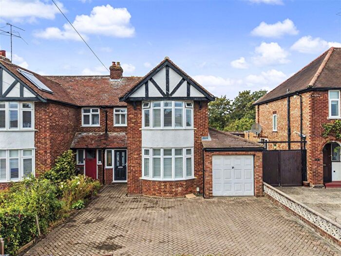 4 Bedroom Semi-detached House For Sale In Cambridge Road, Hitchin, SG4