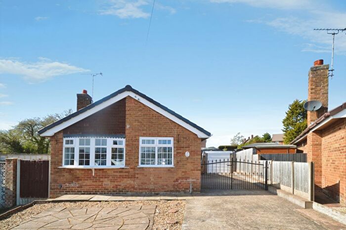 2 Bedroom Bungalow For Sale In Avon Close, Swadlincote, Derbyshire, DE11