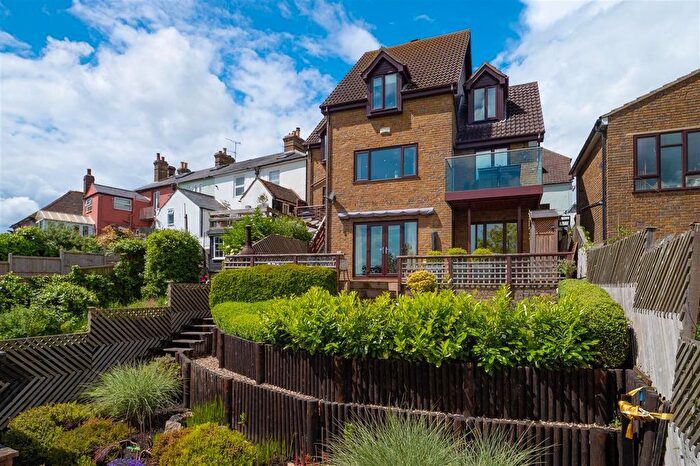 5 Bedroom Detached House For Sale In Church Road, Oare, Faversham, ME13