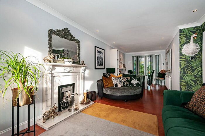 3 Bedroom Detached House For Sale In Berkeley Drive, Hedon, Hull, East Riding Of Yorkshire, HU12