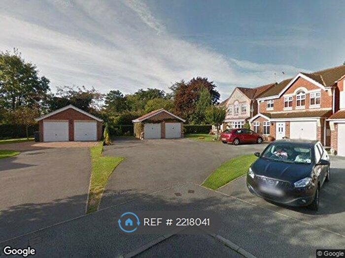 4 Bedroom Detached House To Rent In Woodknot Mews, Balby, Doncaster, DN4