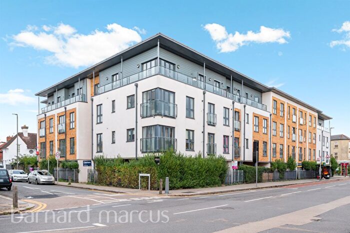 1 Bedroom Studio For Sale In Broadwater Road, London, SW17