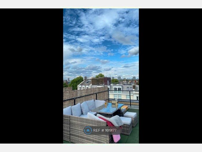 Studio To Rent In Pembridge Crescent, Notting Hill, London, W11