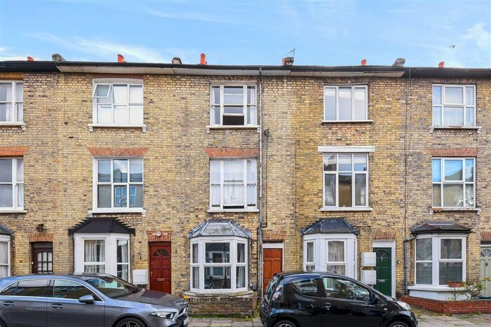 1 Bedroom Maisonette To Rent In Princes Road, London, W13