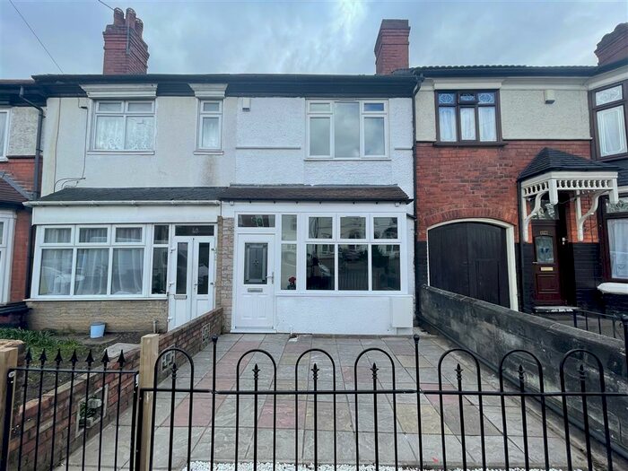 4 Bedroom House To Rent In Oval Road, Birmingham, B24