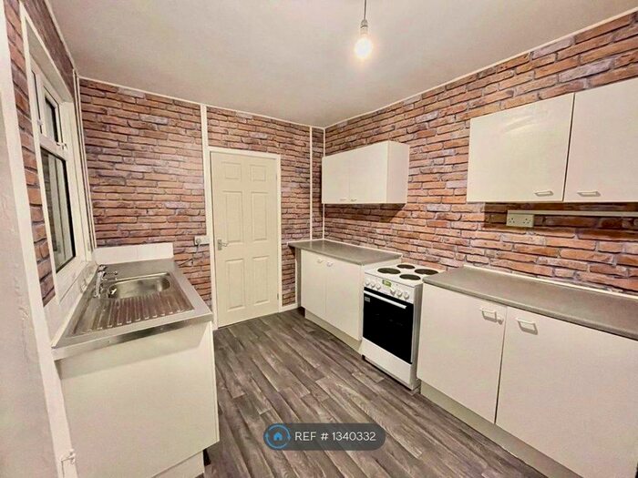 3 Bedroom Terraced House To Rent In Cambridge Road, St. Helens, WA10