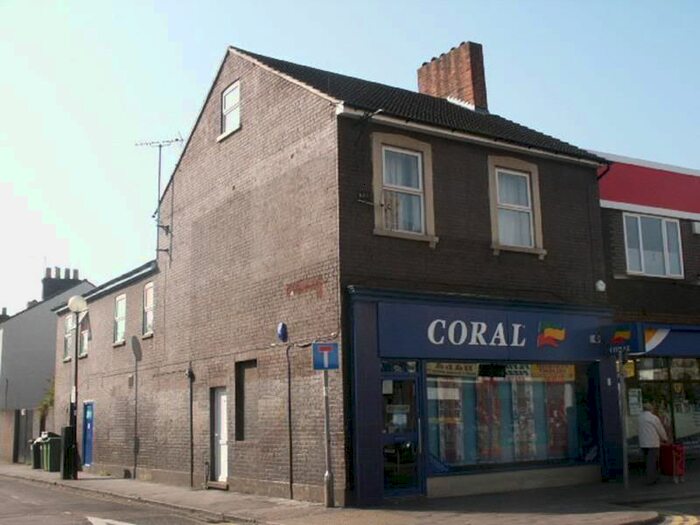 4 Bedroom Flat To Rent In Midland Road, Bedford, MK40