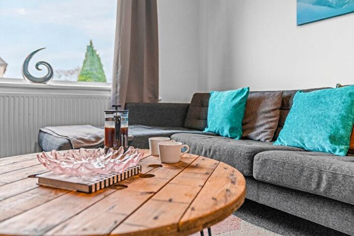 2 Bedroom Flat To Rent In Viewpark, G71