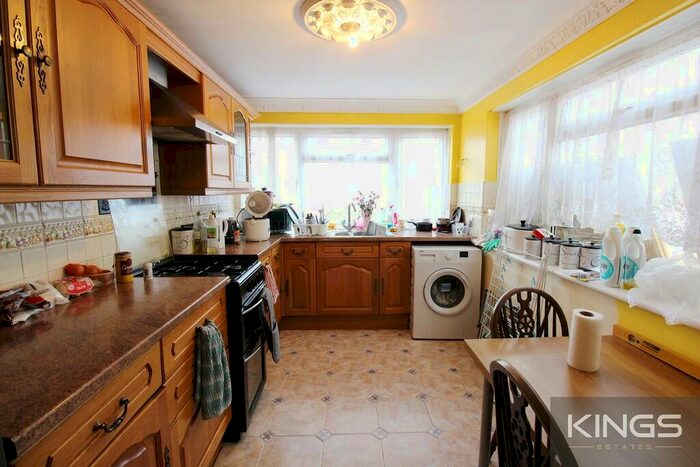 3 Bedroom Terraced House To Rent In Earls Road, Southampton, SO14