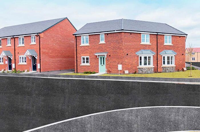 3 Bedroom Semi-Detached House For Sale In The Long Shoot, Nuneaton, CV11