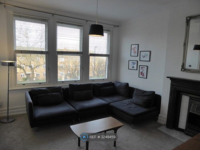 1 Bedroom Flat To Rent In Valley Road, London, SW16