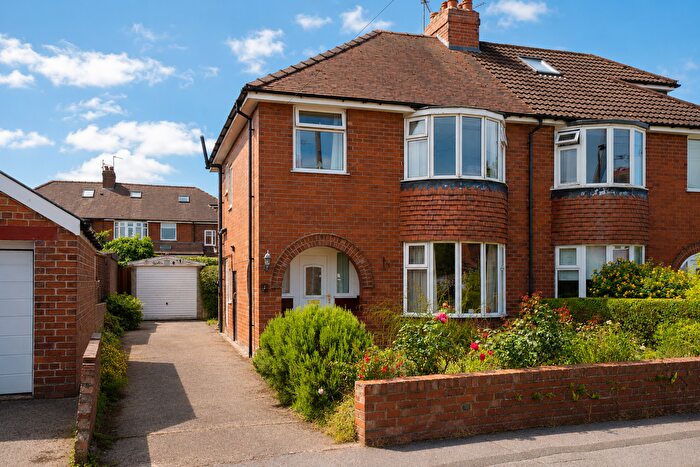 3 Bedroom Semi-Detached House For Sale In Cavendish Grove, York, YO10