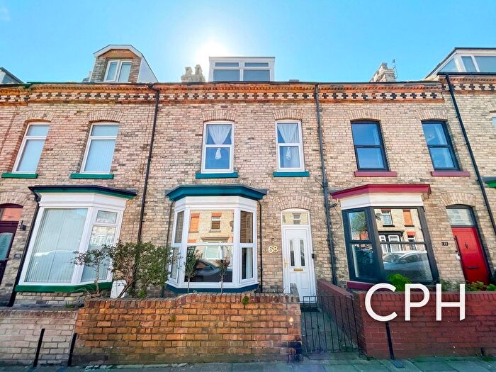 5 Bedroom Terraced House For Sale In Prospect Road, Scarborough, YO12