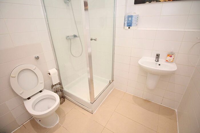 4 Bedroom Terraced House To Rent In Minter Road, Barking, IG11