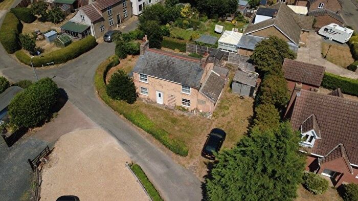 3 Bedroom Detached House For Sale In School Lane, Lutton, Spalding, Cambridgeshire, PE12