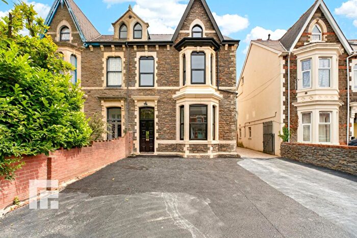 2 Bedroom Flat For Sale In Llandaff Road, Columba House, CF11