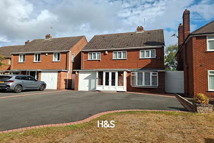 4 Bedroom Detached House For Sale In Northbrook Road, Shirley, Solihull, B90