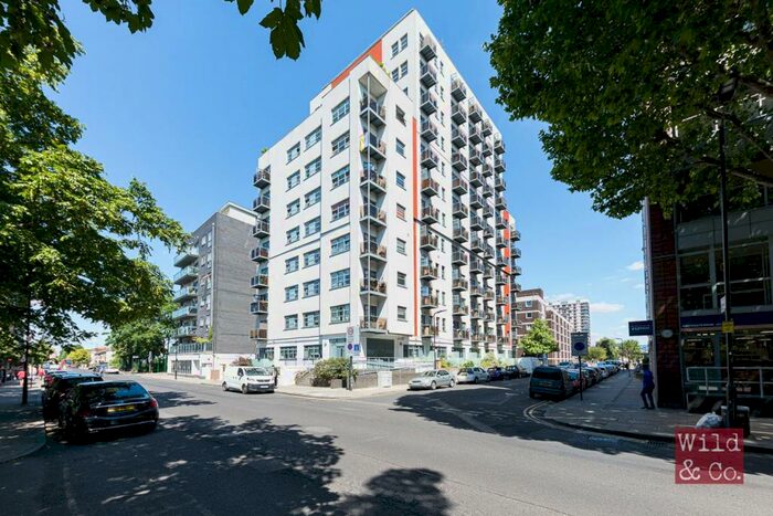 2 Bedroom Flat To Rent In Southgate Road, London, N1