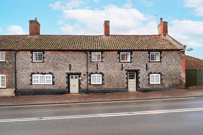 6 Bedroom Terraced House For Sale In Watton Road, Wretham, IP24