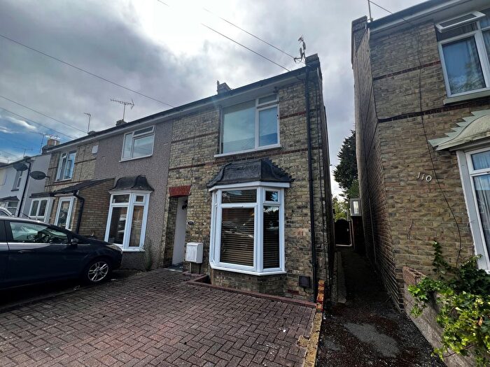 3 Bedroom End Terrace House To Rent In Cudworth Road, Ashford, TN24