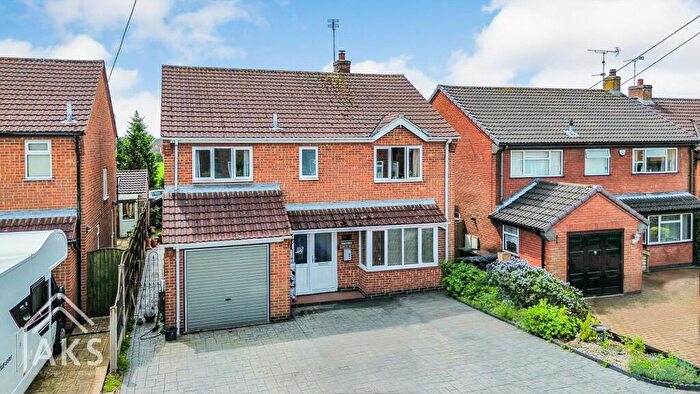 4 Bedroom Detached House For Sale In Back Lane, Hilton, DE65