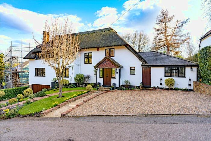 3 Bedroom Detached House For Sale In Rooks Hill, Loudwater, Rickmansworth, WD3