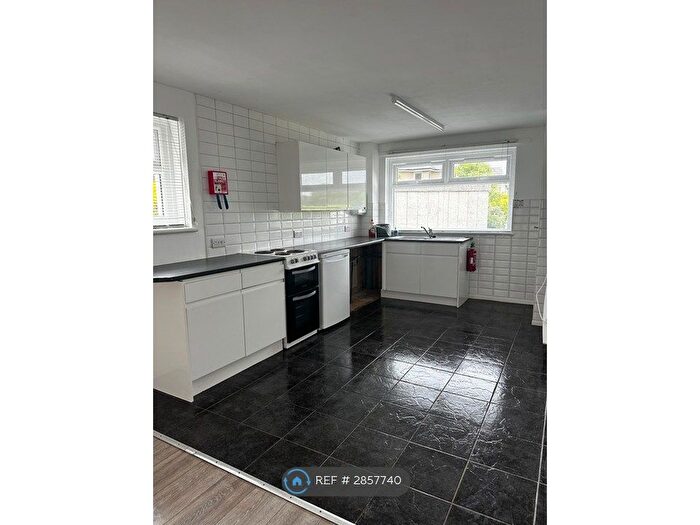 2 Bedroom Maisonette To Rent In The Anchorage, Newquay, TR7