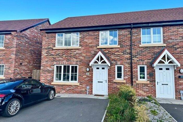 4 Bedroom Semi-Detached House To Rent In Chillingham Road, Winsford, CW7