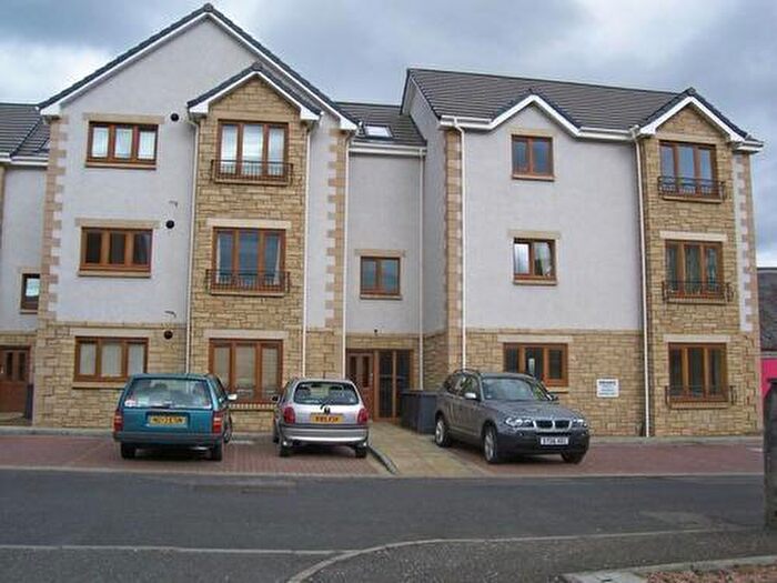 2 Bedroom Flat To Rent In Miller Road, Dunfermline, KY12