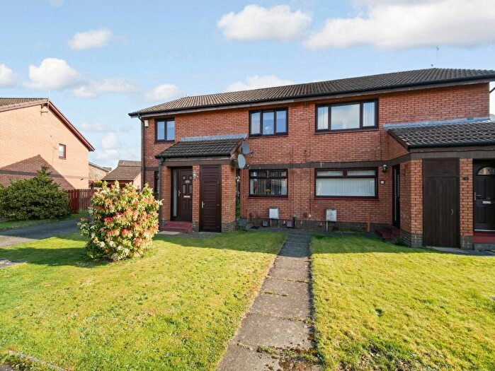 2 Bedroom Flat For Sale In Fisher Drive, Paisley, Renfrewshire, PA1