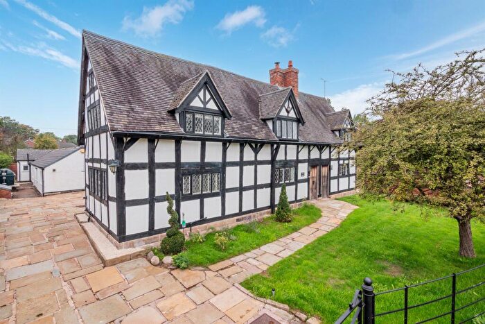 4 Bedroom Detached House For Sale In The Gables, Twemlow Green, CW4
