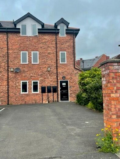 6 Bedroom Apartment To Rent In Dinsdale Place, Newcastle Upon Tyne, NE2