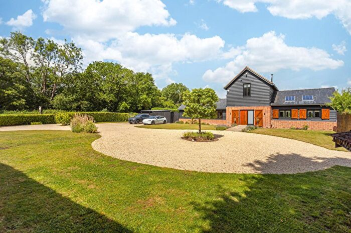 4 Bedroom Detached House For Sale In Norwood Hill, Horley, RH6