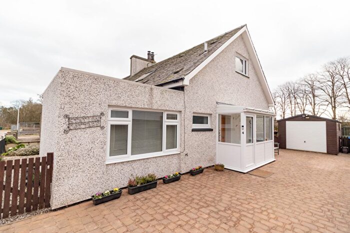 3 Bedroom Semi Detached House For Sale In Hillhead Road, Monikie, Dundee, DD5