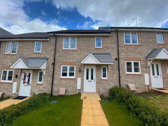 3 Bedroom Terraced House To Rent In Oxleaze Way, Paulton, BS39