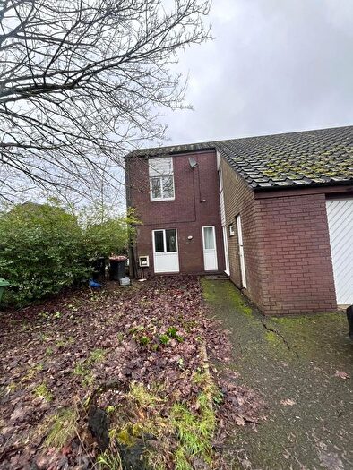 4 Bedroom Property To Rent In Dale Acre Way, Hollinswood, Telford, TF3