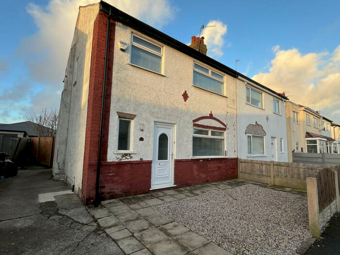 3 Bedroom Semi-Detached House To Rent In Manor Drive, Cleveleys, FY5