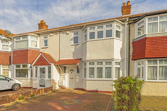 3 Bedroom Property To Rent In Byron Avenue, New Malden, KT3