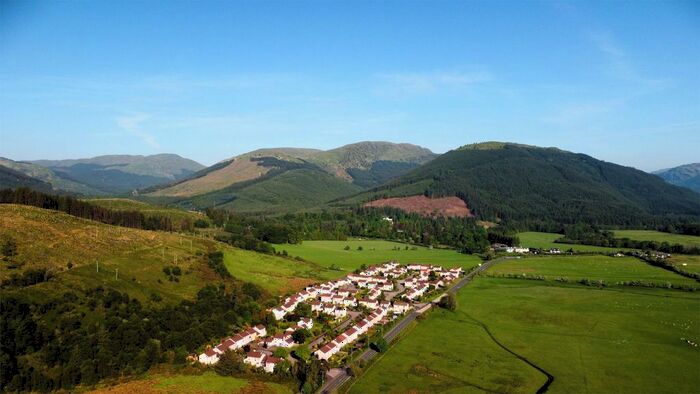 3 Bedroom End Of Terrace House For Sale In Sandhaven, Sandbank, Dunoon, PA23