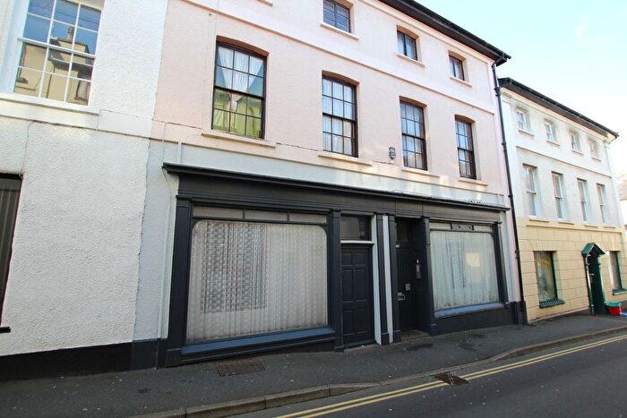 1 Bedroom Flat To Rent In Castle Street, Brecon, LD3