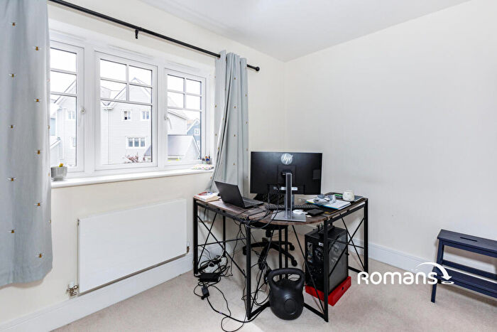 4 Bedroom Terraced House To Rent In Maine Street, Reading, Berkshire, RG2