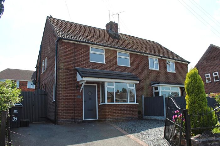 2 Bedroom Semi-Detached House For Sale In Cedar Avenue, Alfreton, Derbyshire., DE55