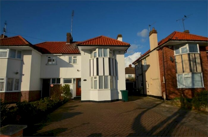 3 Bedroom Semi Detached House To Rent In Devonshire Road, Mill Hill, NW7