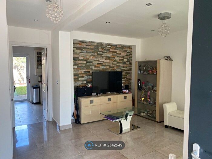 4 Bedroom End Of Terrace House To Rent In Maryatt Avenue, Harrow, HA2