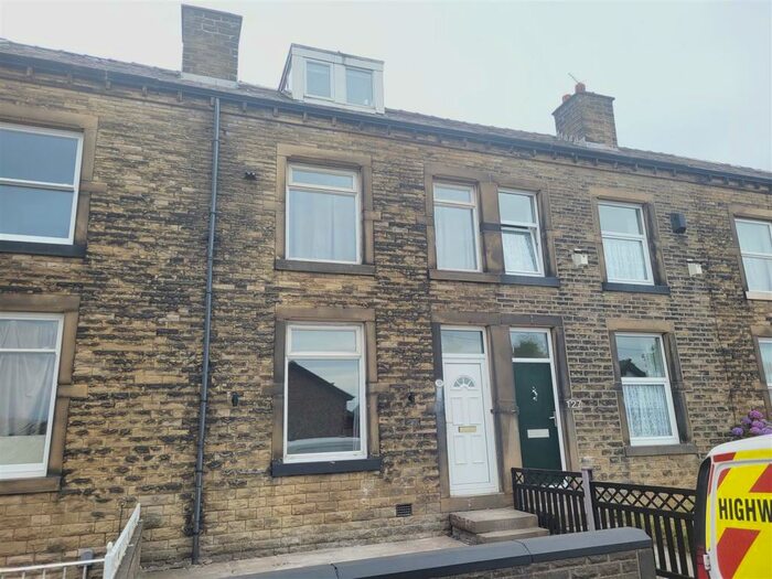 3 Bedroom Terraced House To Rent In Acre Street, Lindley, Huddersfield, HD3