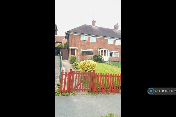3 Bedroom Terraced House To Rent In Kemberton Road, Birmingham, B29